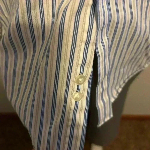 Michael Kors men’s sz 15 neck, sleeves 32/33, white w blue & grey pin stripes - Picture 3 of 5